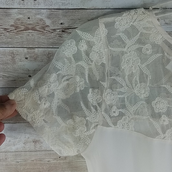 One Clothing, cream lace short sleeves, Sx M - Picture 5 of 6